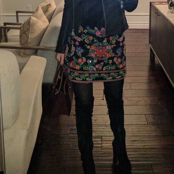 Zara Woman Embroidered Suzani Mini Skirt A-Line - Picture 4 of 16